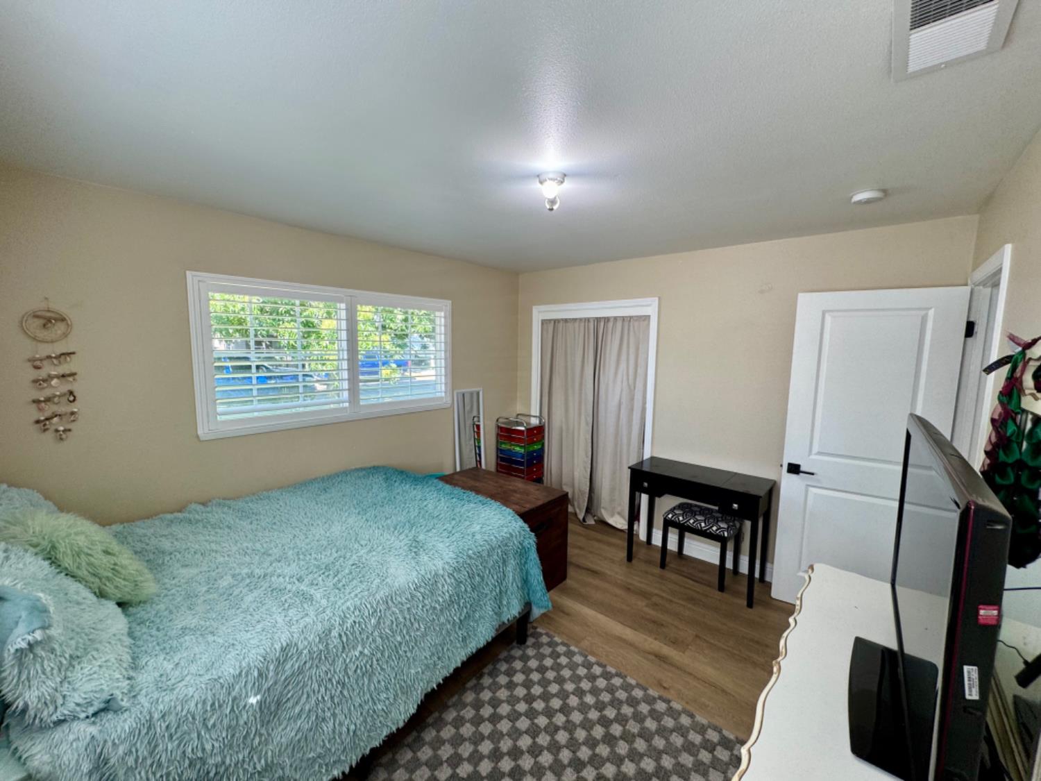 Detail Gallery Image 22 of 36 For 570 S Minaret Ave, Turlock,  CA 95380 - 3 Beds | 1 Baths