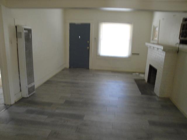E Washington Avenue, Fresno, California image 5