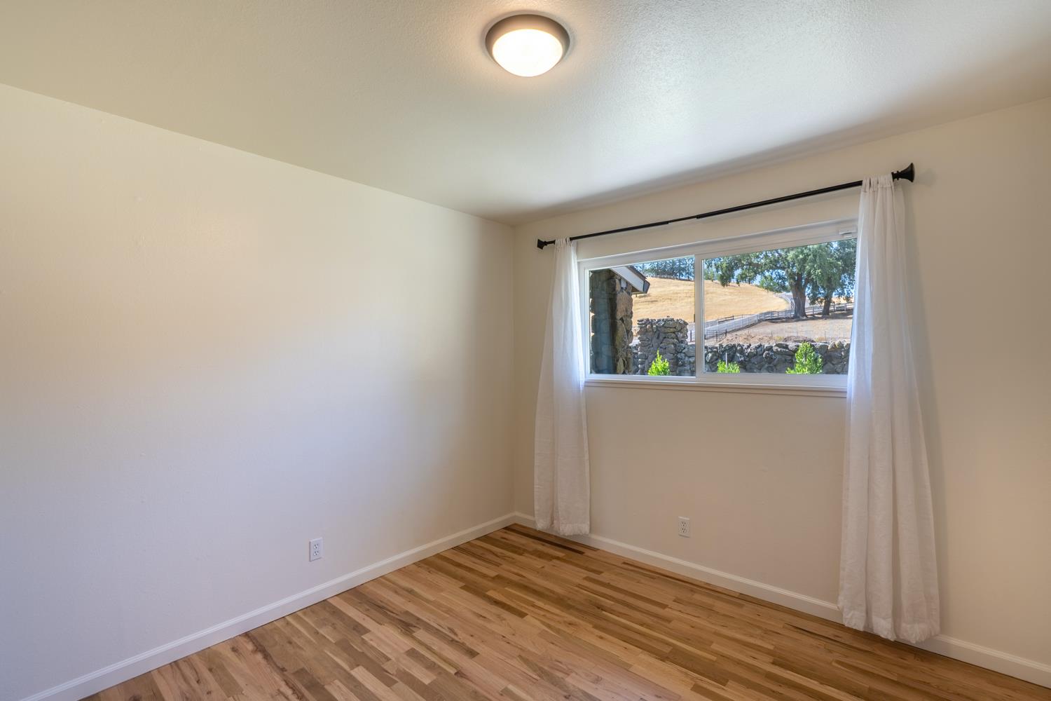 Detail Gallery Image 18 of 30 For 11812 Rodden Rd, Oakdale,  CA 95361 - 3 Beds | 2 Baths
