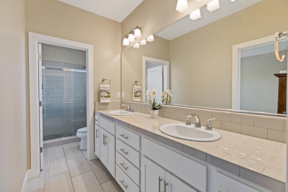 Detail Gallery Image 47 of 89 For 981 Dusty Stone Loop, Rocklin,  CA 95765 - 5 Beds | 5 Baths