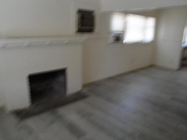E Washington Avenue, Fresno, California image 3