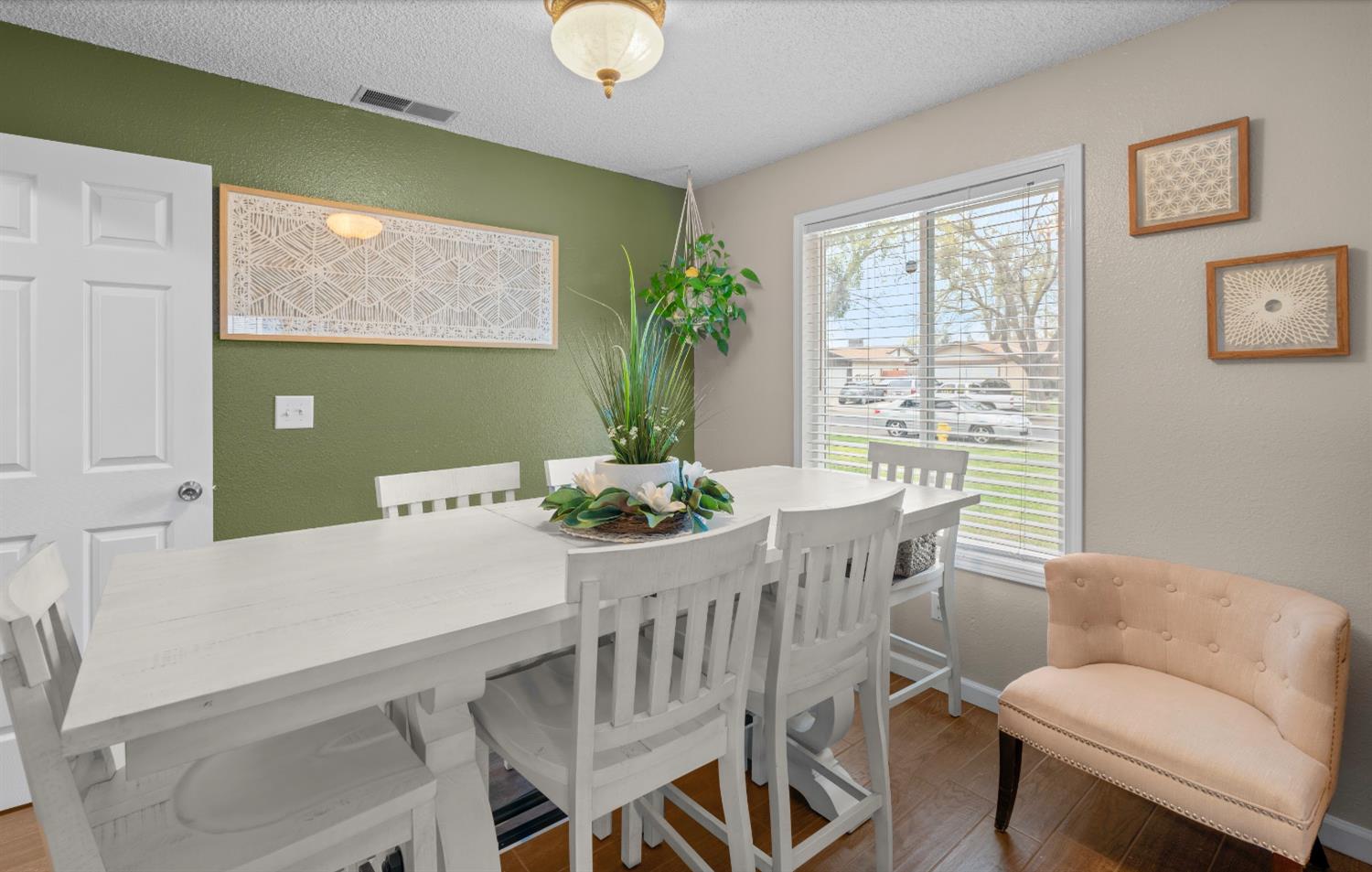 Detail Gallery Image 15 of 23 For 508 Mary Todd Ln, Modesto,  CA 95354 - 4 Beds | 2 Baths