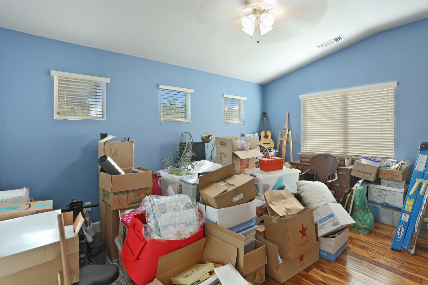 Detail Gallery Image 37 of 59 For 494 Summerton Ln, Turlock,  CA 95382 - 4 Beds | 2/1 Baths