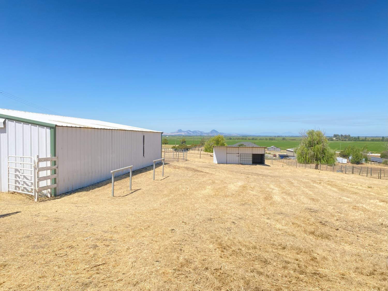 Detail Gallery Image 13 of 46 For 3091 Las Quintas Way, Marysville,  CA 95901 - 3 Beds | 2 Baths