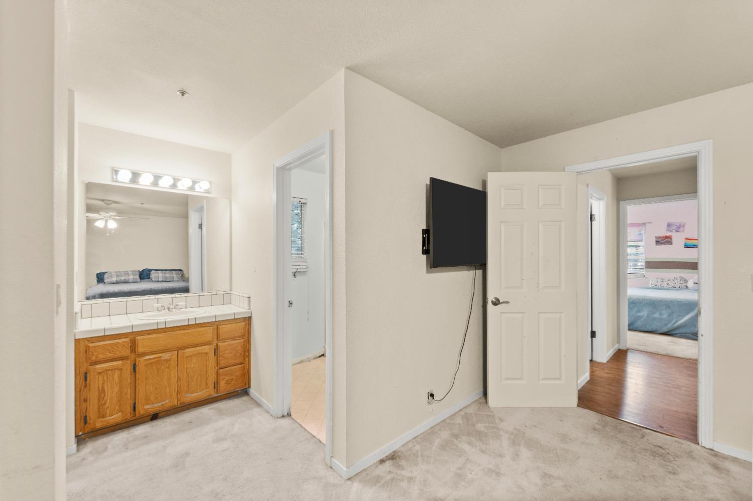 Detail Gallery Image 18 of 30 For 1563 Patwin Valley Dr, Woodland,  CA 95776 - 3 Beds | 2 Baths