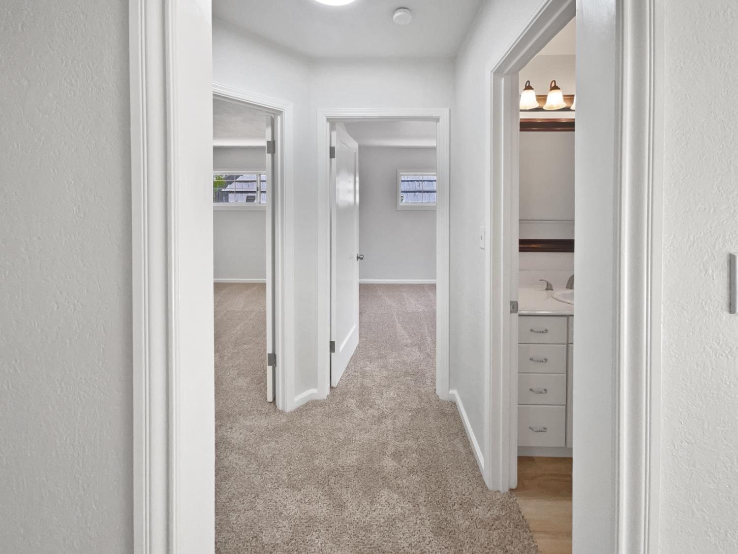 Detail Gallery Image 14 of 22 For 3108 Crest Haven Dr, Sacramento,  CA 95821 - 3 Beds | 1/1 Baths