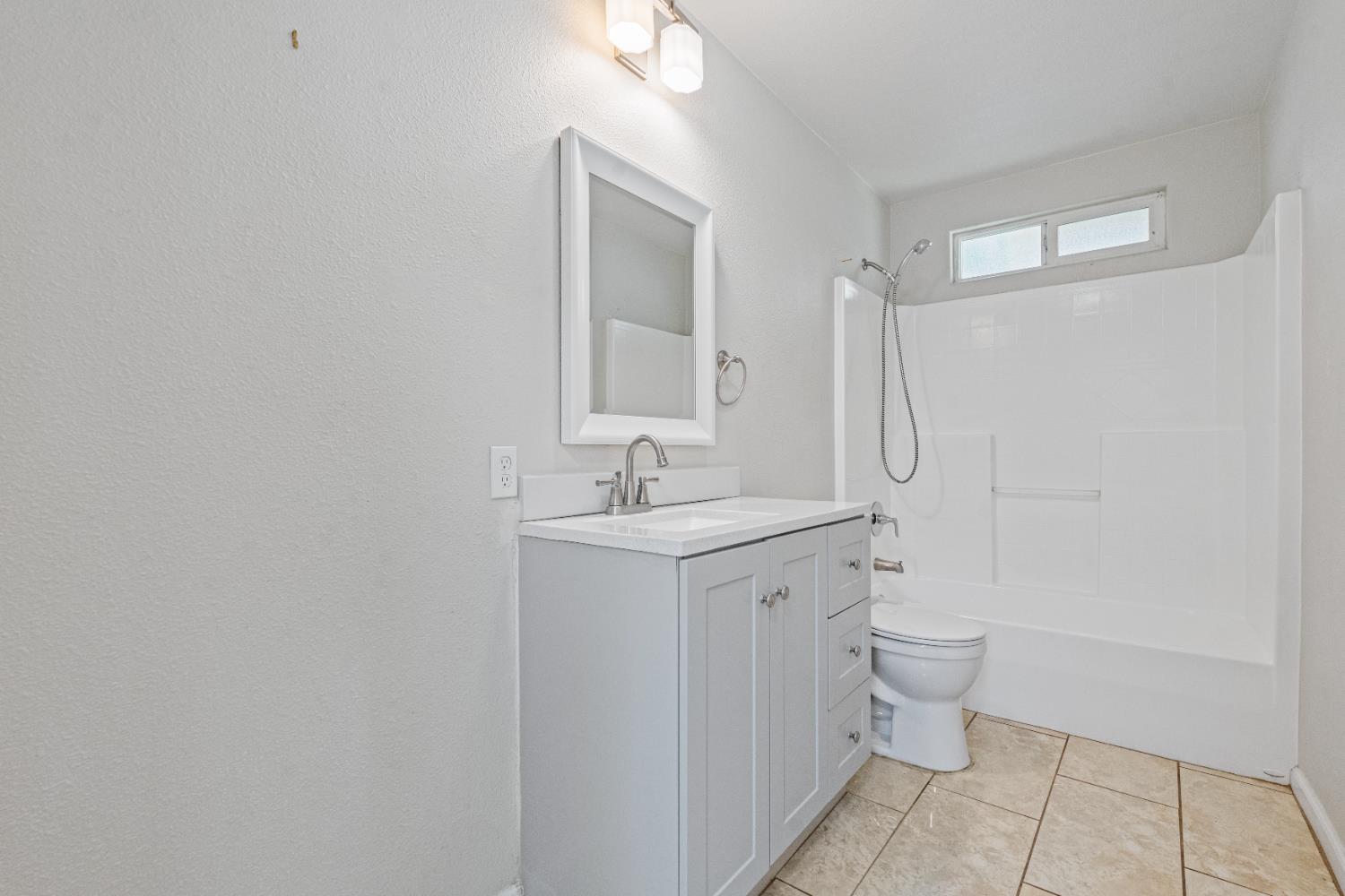 Detail Gallery Image 22 of 42 For 1319 Ronald Ave, Modesto,  CA 95350 - 3 Beds | 2 Baths