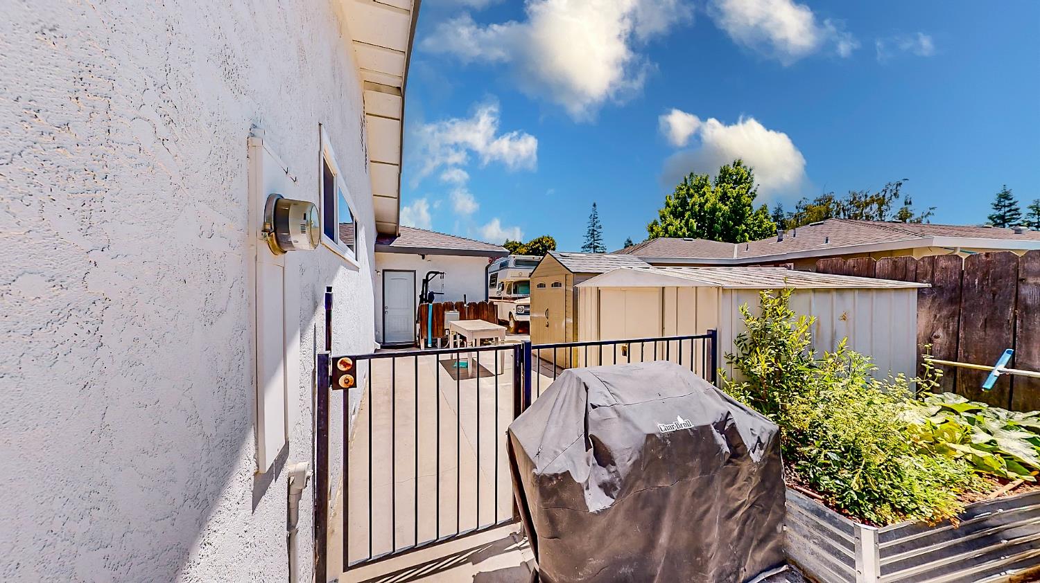 Detail Gallery Image 33 of 45 For 1781 Smith Dr, Turlock,  CA 95382 - 3 Beds | 2/1 Baths