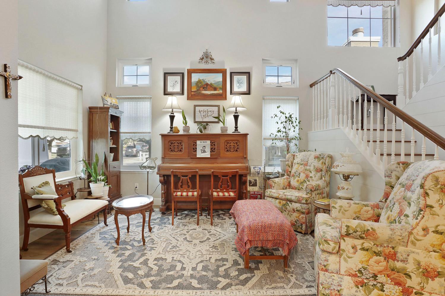 Detail Gallery Image 10 of 59 For 494 Summerton Ln, Turlock,  CA 95382 - 4 Beds | 2/1 Baths