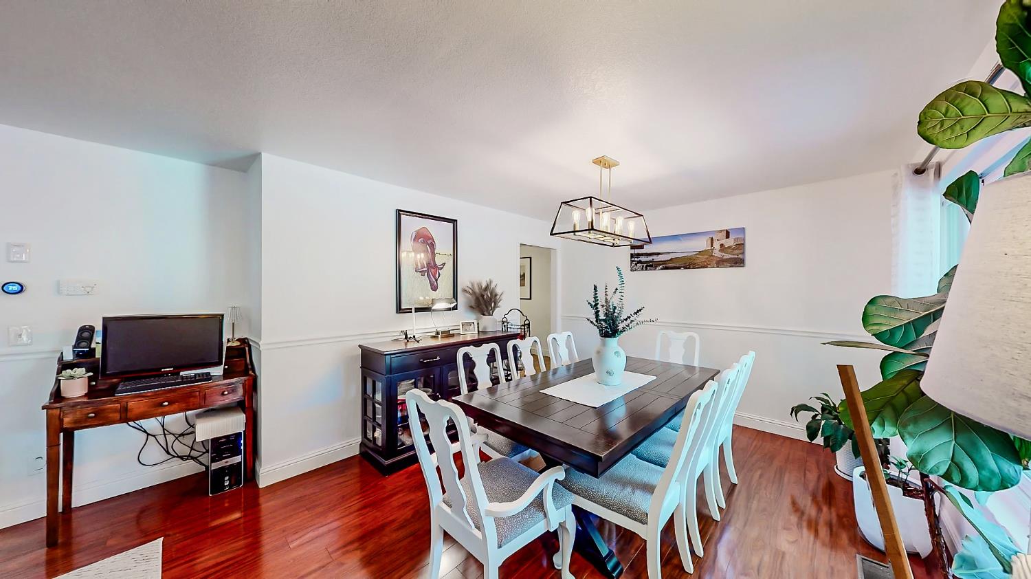 Detail Gallery Image 8 of 45 For 1781 Smith Dr, Turlock,  CA 95382 - 3 Beds | 2/1 Baths