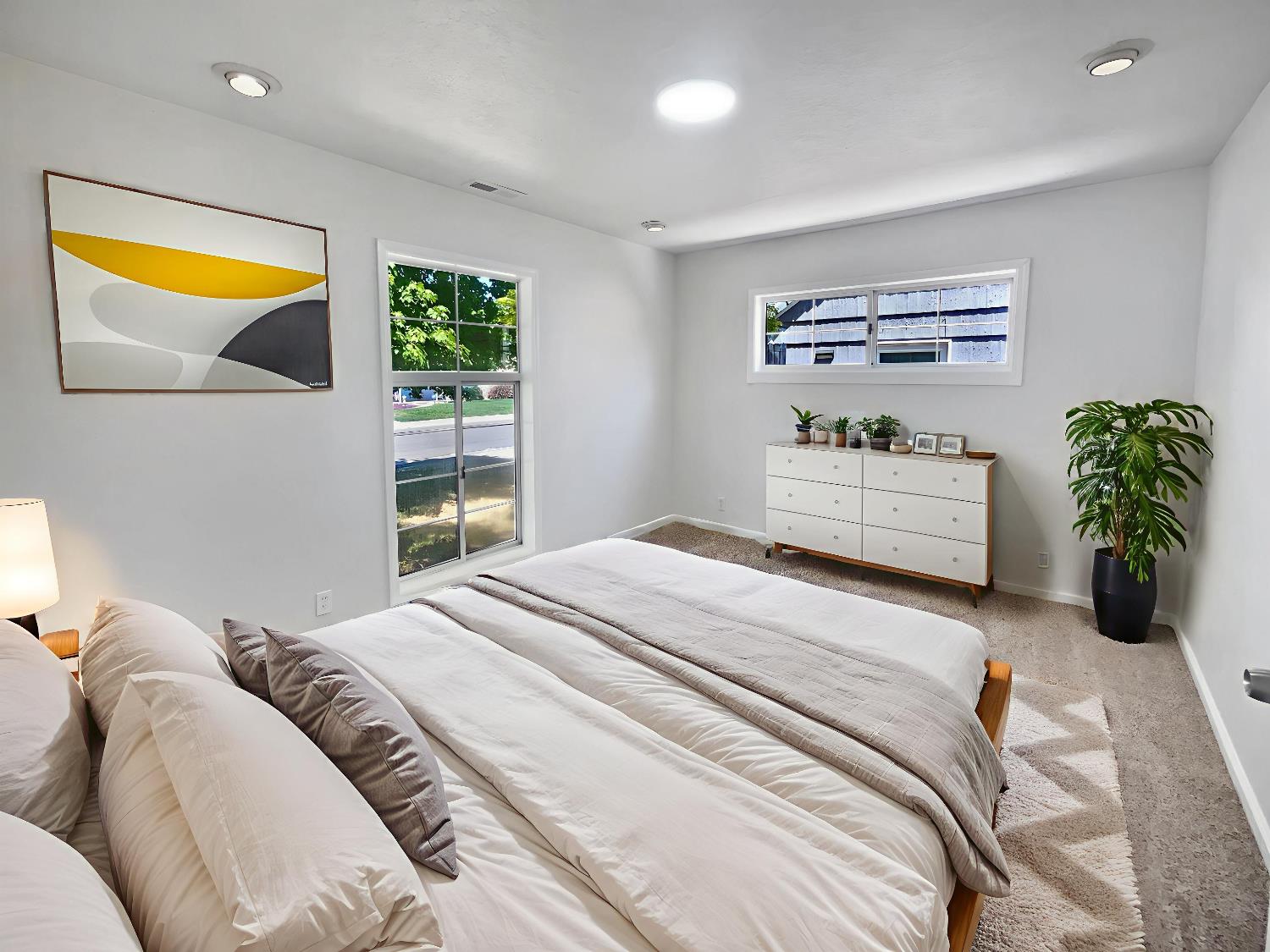 Detail Gallery Image 4 of 22 For 3108 Crest Haven Dr, Sacramento,  CA 95821 - 3 Beds | 1/1 Baths