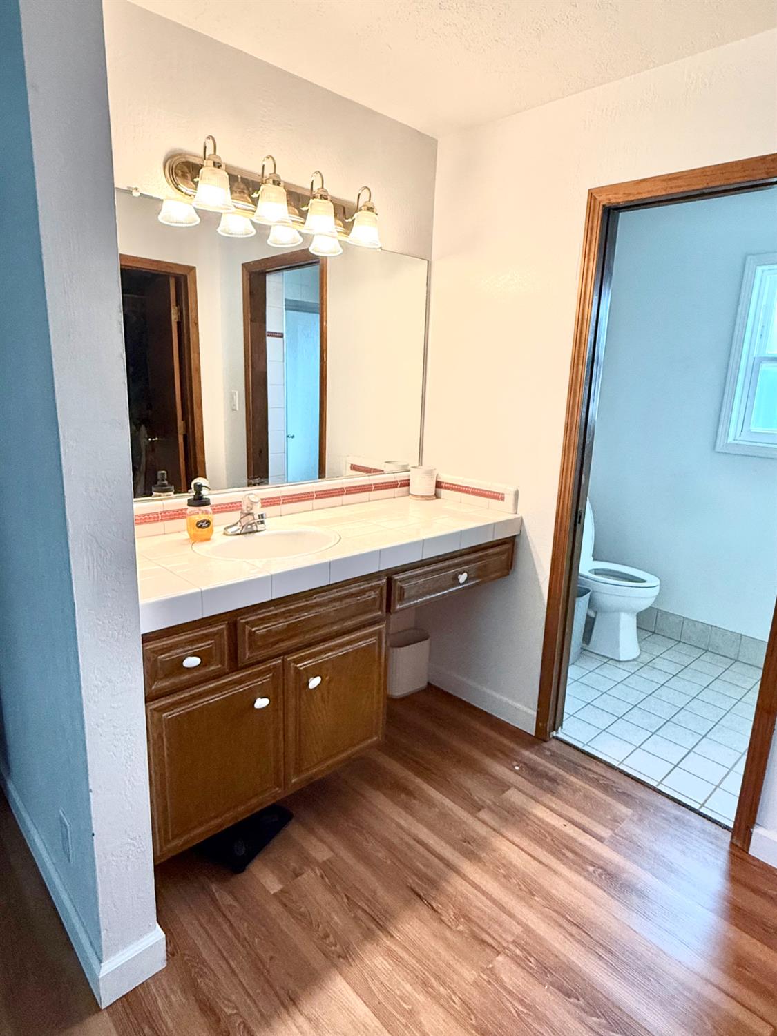 Detail Gallery Image 19 of 43 For 9853 Sleepy Hollow Ct, Stockton,  CA 95209 - 4 Beds | 2/1 Baths