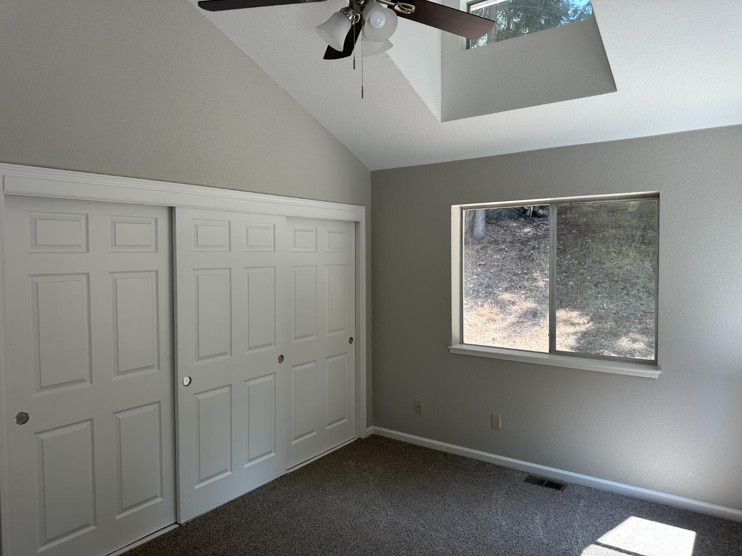 Detail Gallery Image 38 of 69 For 5801 Lupin Ln, Pollock Pines,  CA 95726 - 3 Beds | 3 Baths