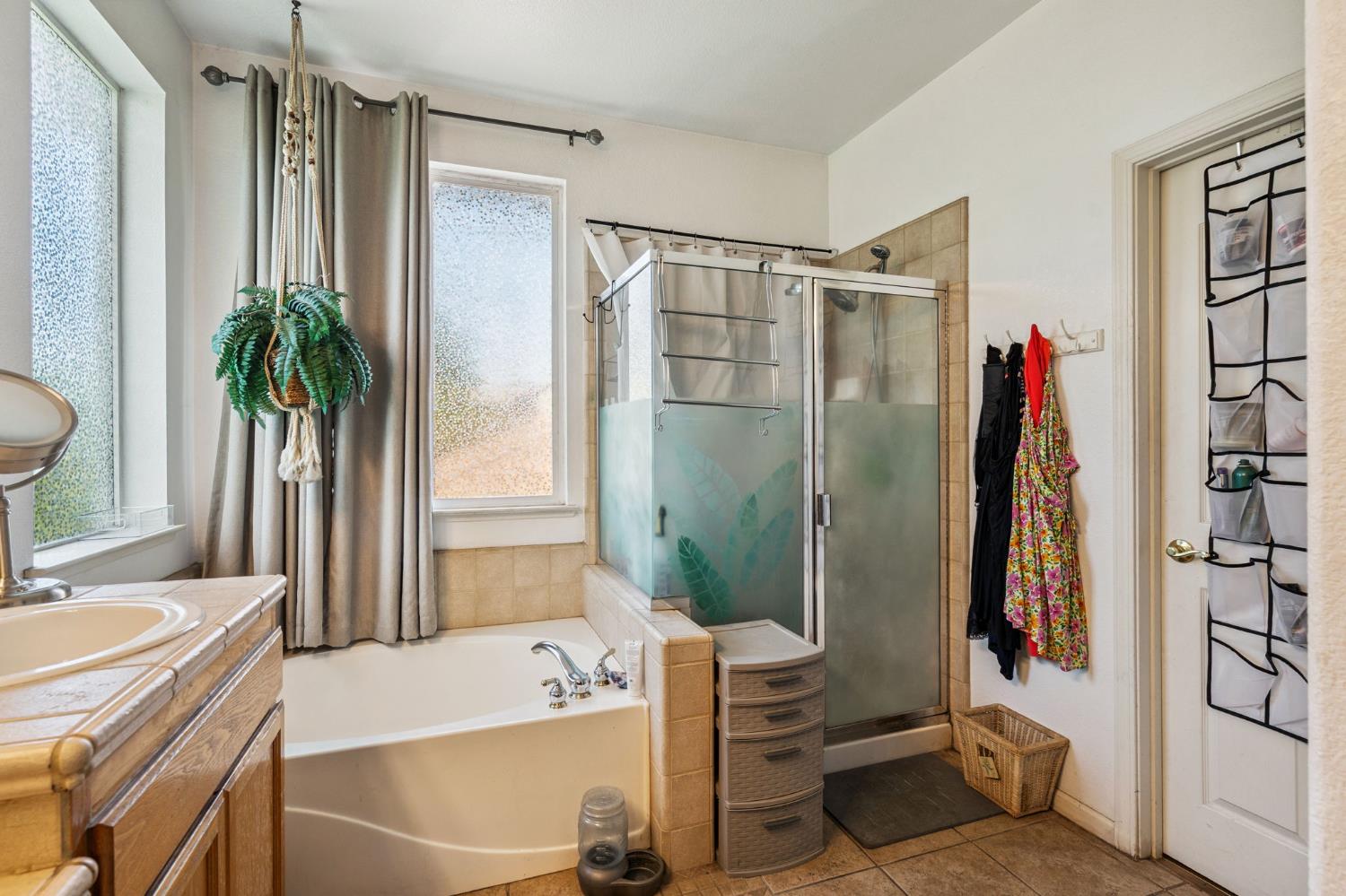 Detail Gallery Image 16 of 40 For 3 Michelson Ct, Sacramento,  CA 95835 - 5 Beds | 3 Baths