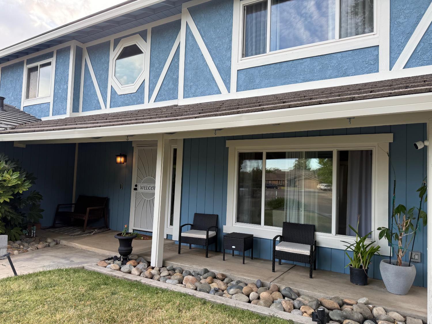 Detail Gallery Image 3 of 43 For 9853 Sleepy Hollow Ct, Stockton,  CA 95209 - 4 Beds | 2/1 Baths