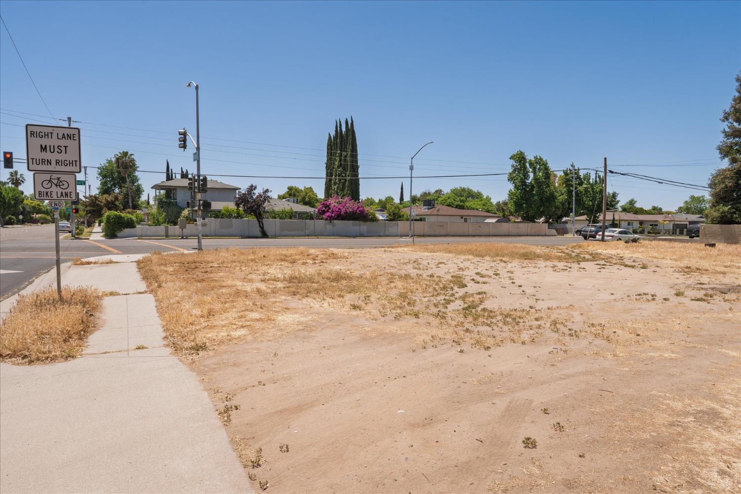 N Maple Avenue, Fresno, California image 6