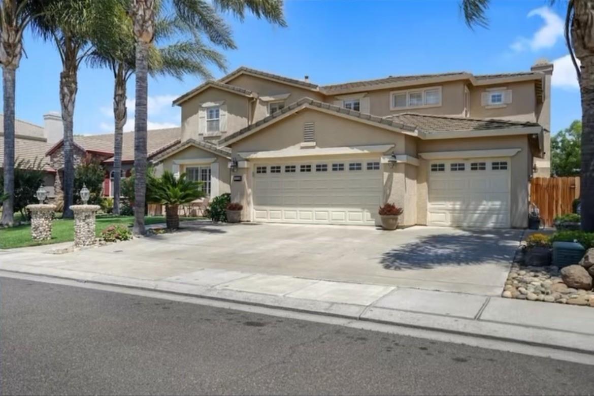 Detail Gallery Image 2 of 45 For 4216 Blake, Modesto,  CA 95356 - 4 Beds | 3 Baths