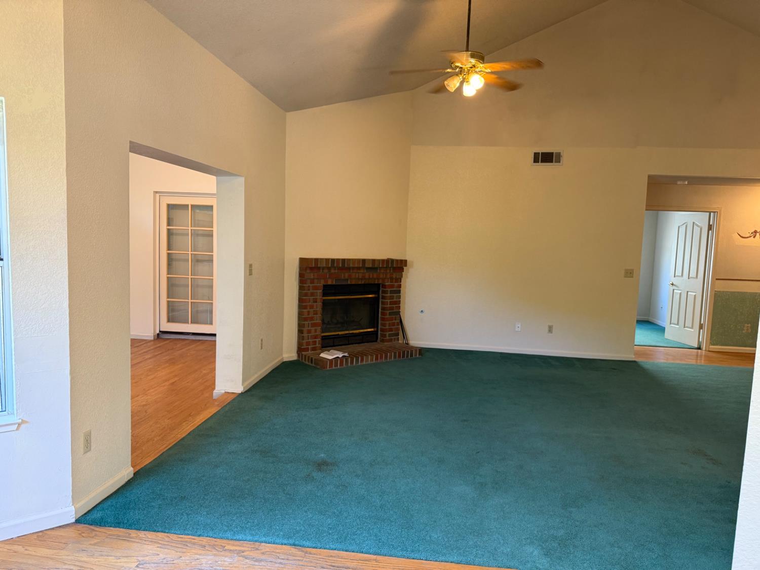 Detail Gallery Image 9 of 27 For 405 San Andreas Ct, Modesto,  CA 95354 - 3 Beds | 2 Baths