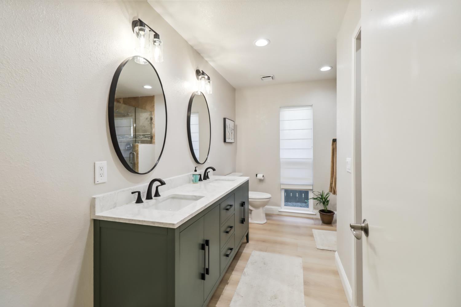 Detail Gallery Image 19 of 32 For 112 Orchard Ln, Winters,  CA 95694 - 4 Beds | 2 Baths
