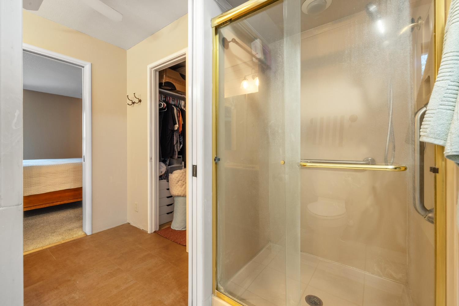Detail Gallery Image 35 of 43 For 1321 Cypress Ave, Modesto,  CA 95350 - 3 Beds | 2/1 Baths