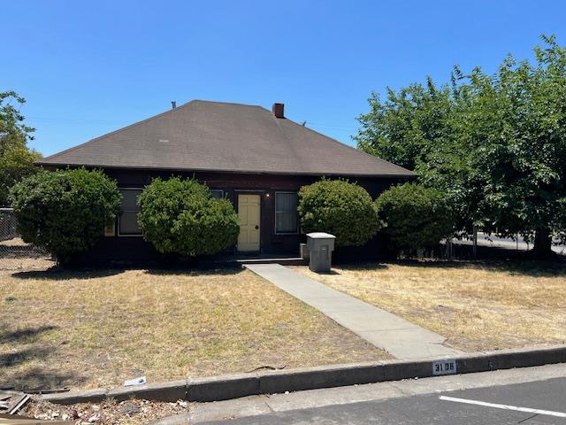 Detail Gallery Image 1 of 14 For 3106 High St, Riverbank,  CA 95367 - 3 Beds | 2 Baths