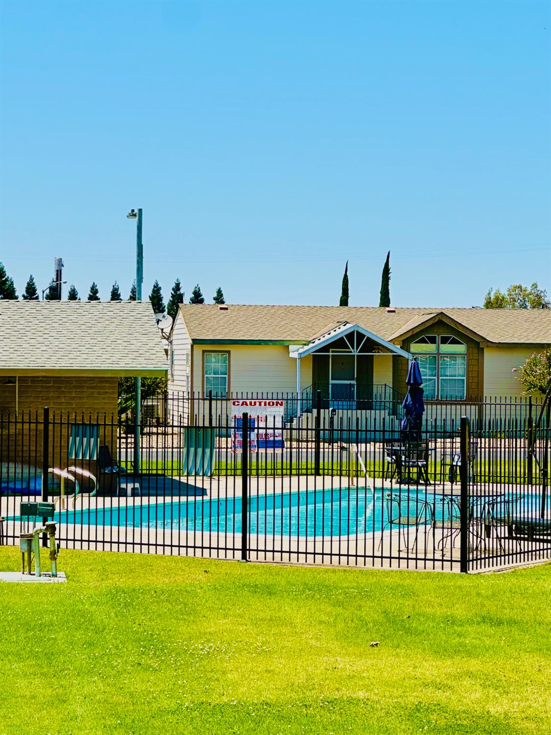 Detail Gallery Image 9 of 20 For 18450 N Hwy 88 60, Lockeford,  CA 95237 - 3 Beds | 2 Baths