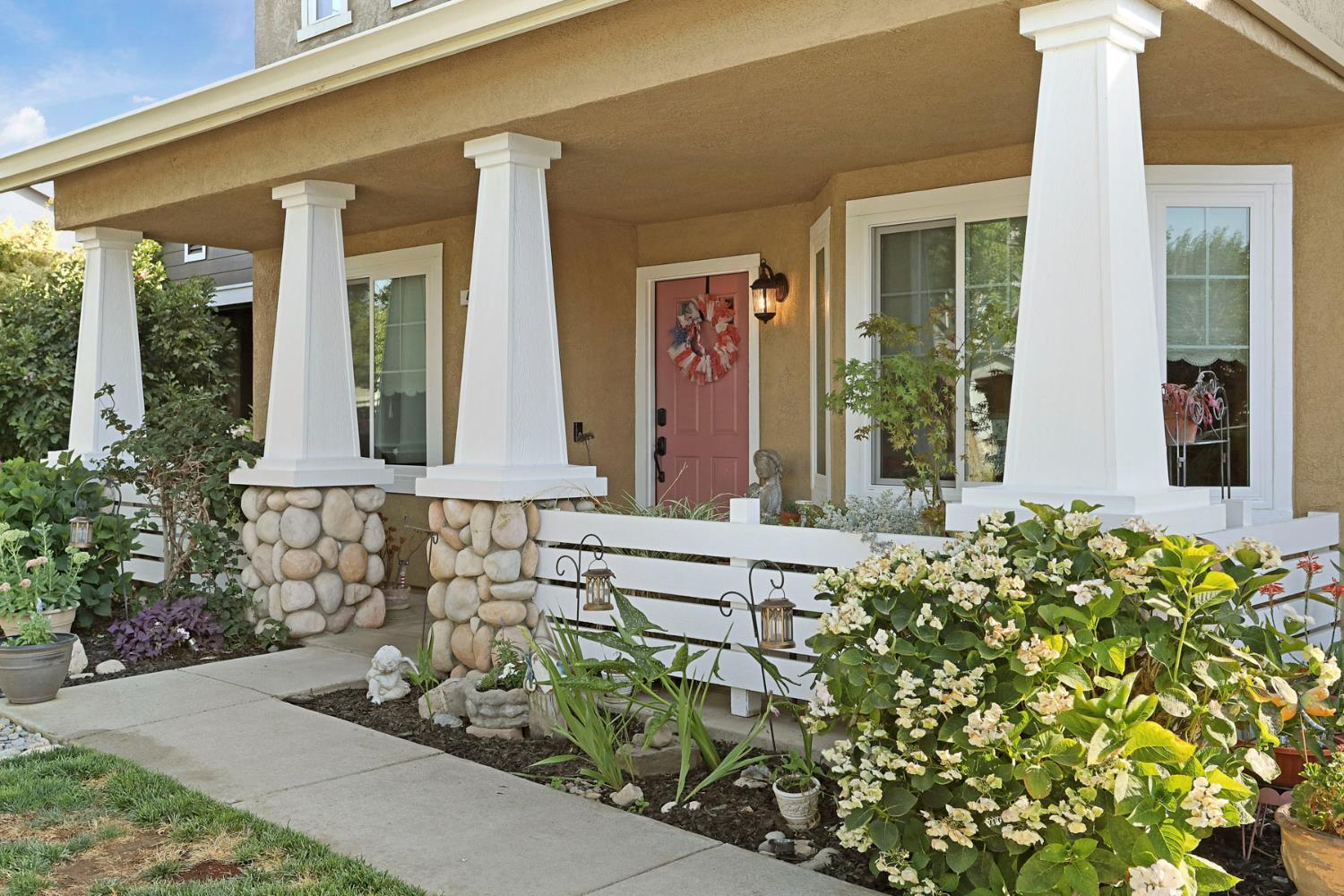 Detail Gallery Image 6 of 59 For 494 Summerton Ln, Turlock,  CA 95382 - 4 Beds | 2/1 Baths