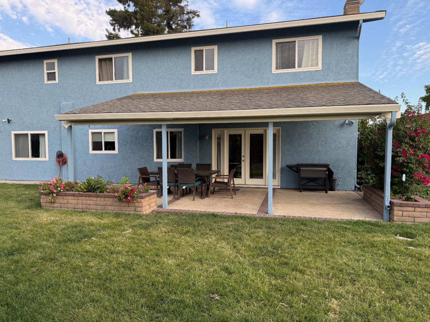 Detail Gallery Image 33 of 43 For 9853 Sleepy Hollow Ct, Stockton,  CA 95209 - 4 Beds | 2/1 Baths