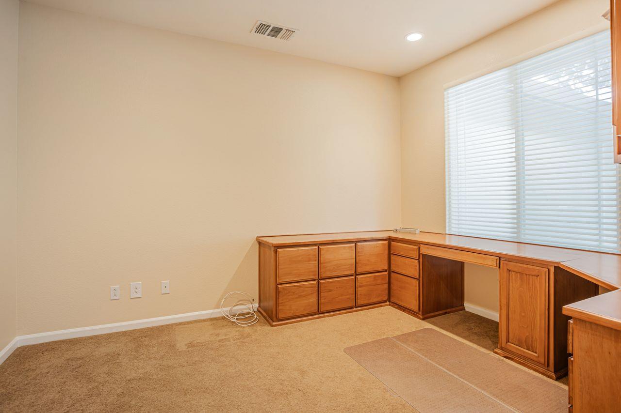 Detail Gallery Image 18 of 37 For 7628 Chatsworth Cir, Elk Grove,  CA 95757 - 2 Beds | 2 Baths