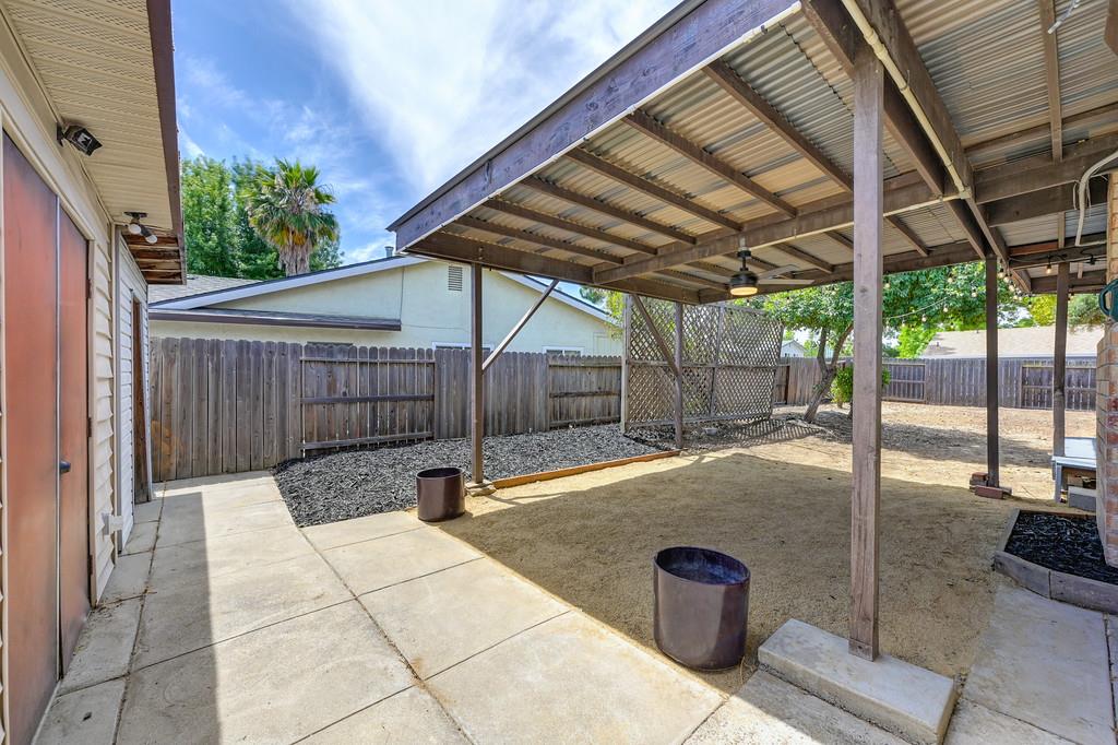Detail Gallery Image 29 of 29 For 4200 Rose Valley Way, Sacramento,  CA 95826 - 3 Beds | 2 Baths