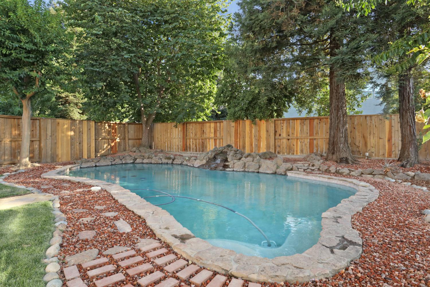 Detail Gallery Image 55 of 59 For 494 Summerton Ln, Turlock,  CA 95382 - 4 Beds | 2/1 Baths