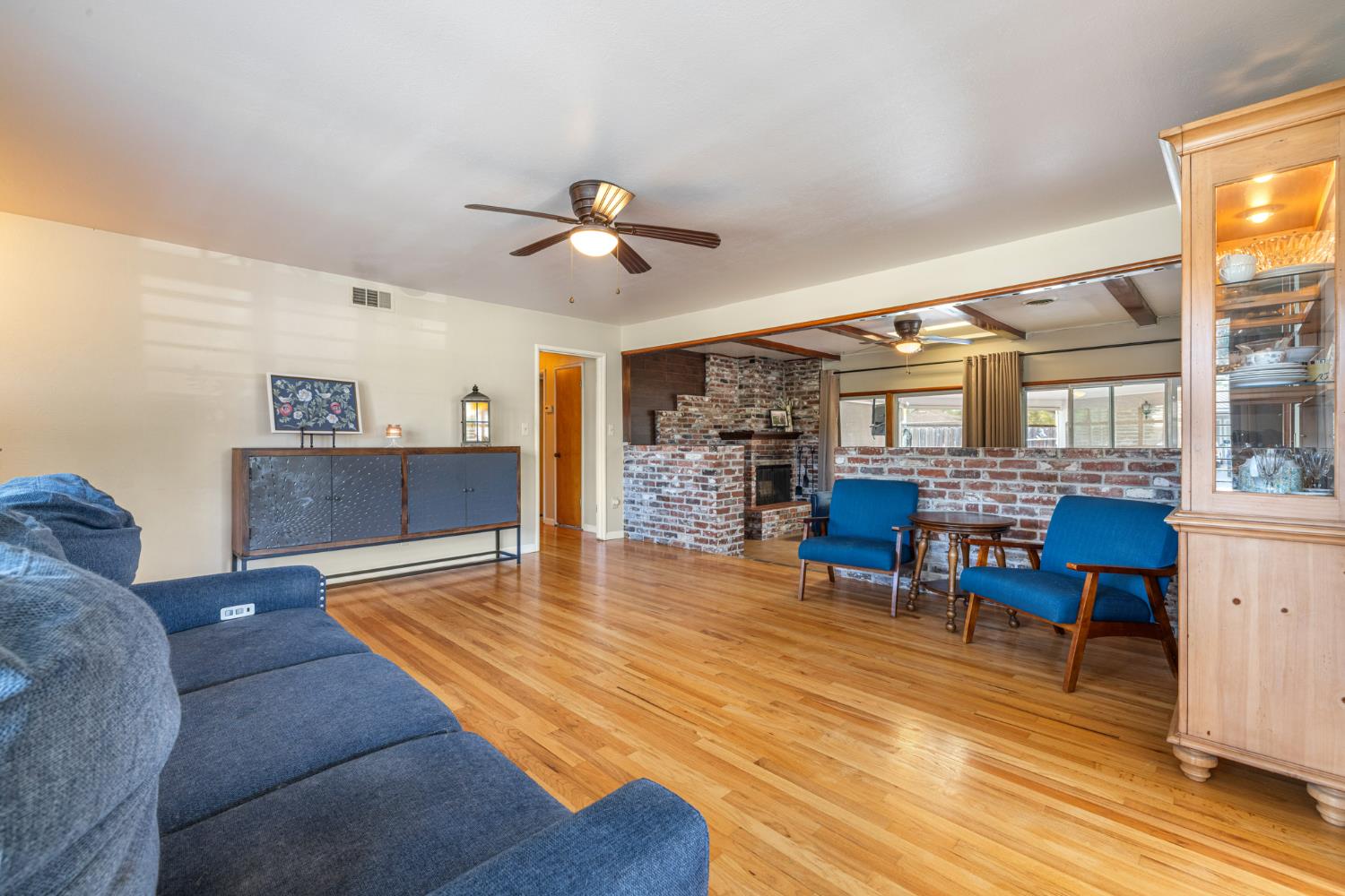 Detail Gallery Image 10 of 43 For 1321 Cypress Ave, Modesto,  CA 95350 - 3 Beds | 2/1 Baths
