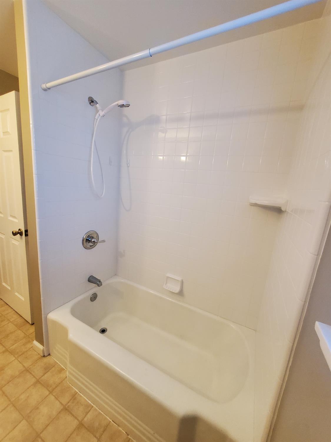 Detail Gallery Image 24 of 28 For 1326 Cypress Ave, Modesto,  CA 95350 - 3 Beds | 2 Baths
