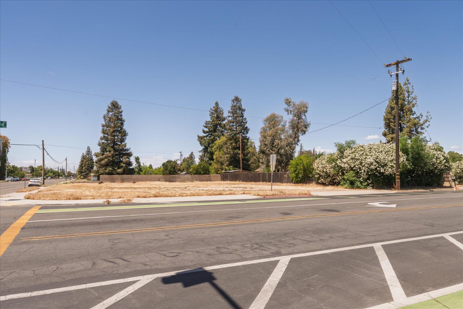 N Maple Avenue, Fresno, California image 3