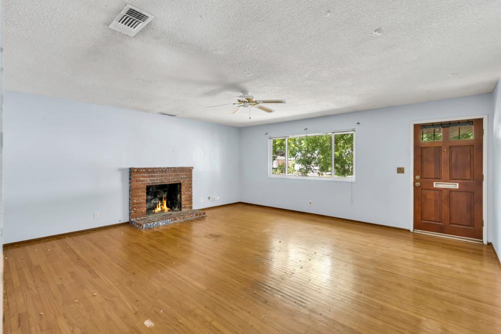 Detail Gallery Image 6 of 41 For 5548 Beauregard Way, Orangevale,  CA 95662 - 3 Beds | 2 Baths