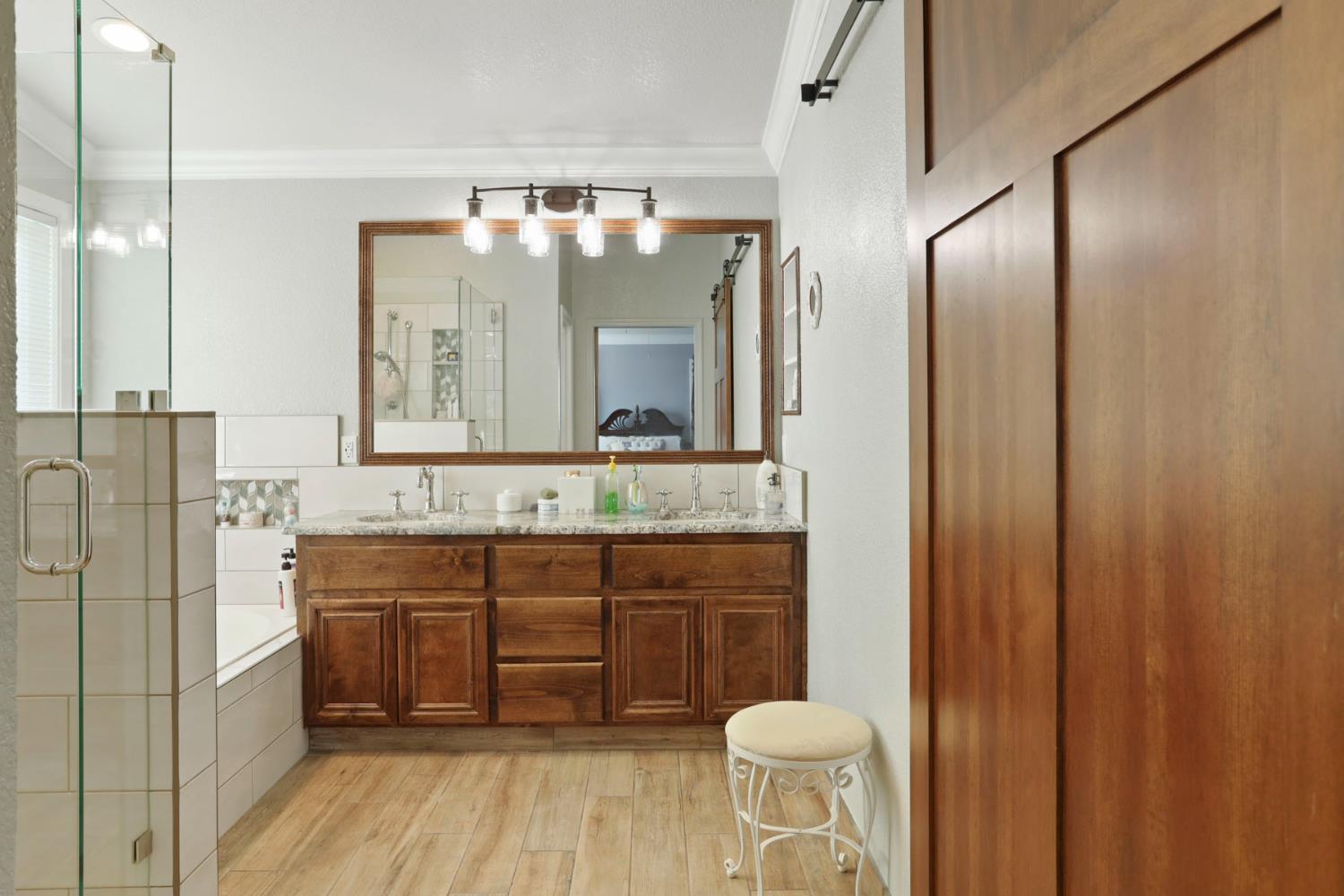 Detail Gallery Image 43 of 59 For 494 Summerton Ln, Turlock,  CA 95382 - 4 Beds | 2/1 Baths