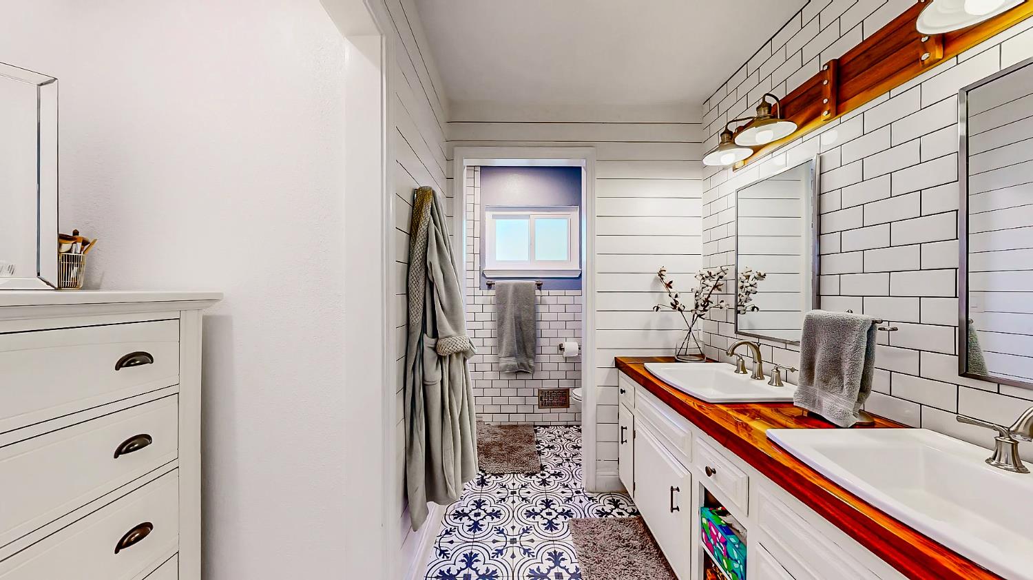 Detail Gallery Image 16 of 45 For 1781 Smith Dr, Turlock,  CA 95382 - 3 Beds | 2/1 Baths