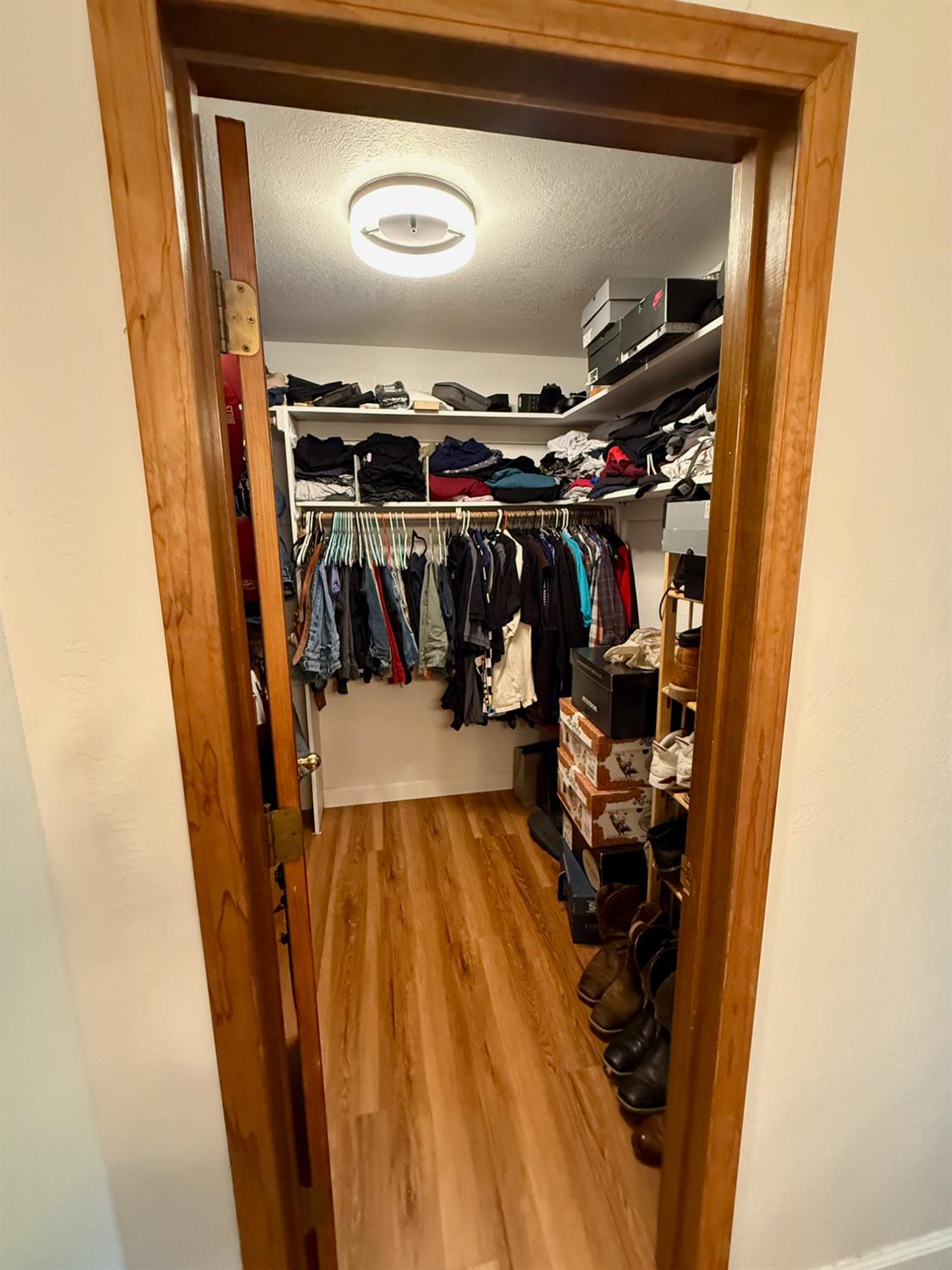 Detail Gallery Image 21 of 43 For 9853 Sleepy Hollow Ct, Stockton,  CA 95209 - 4 Beds | 2/1 Baths