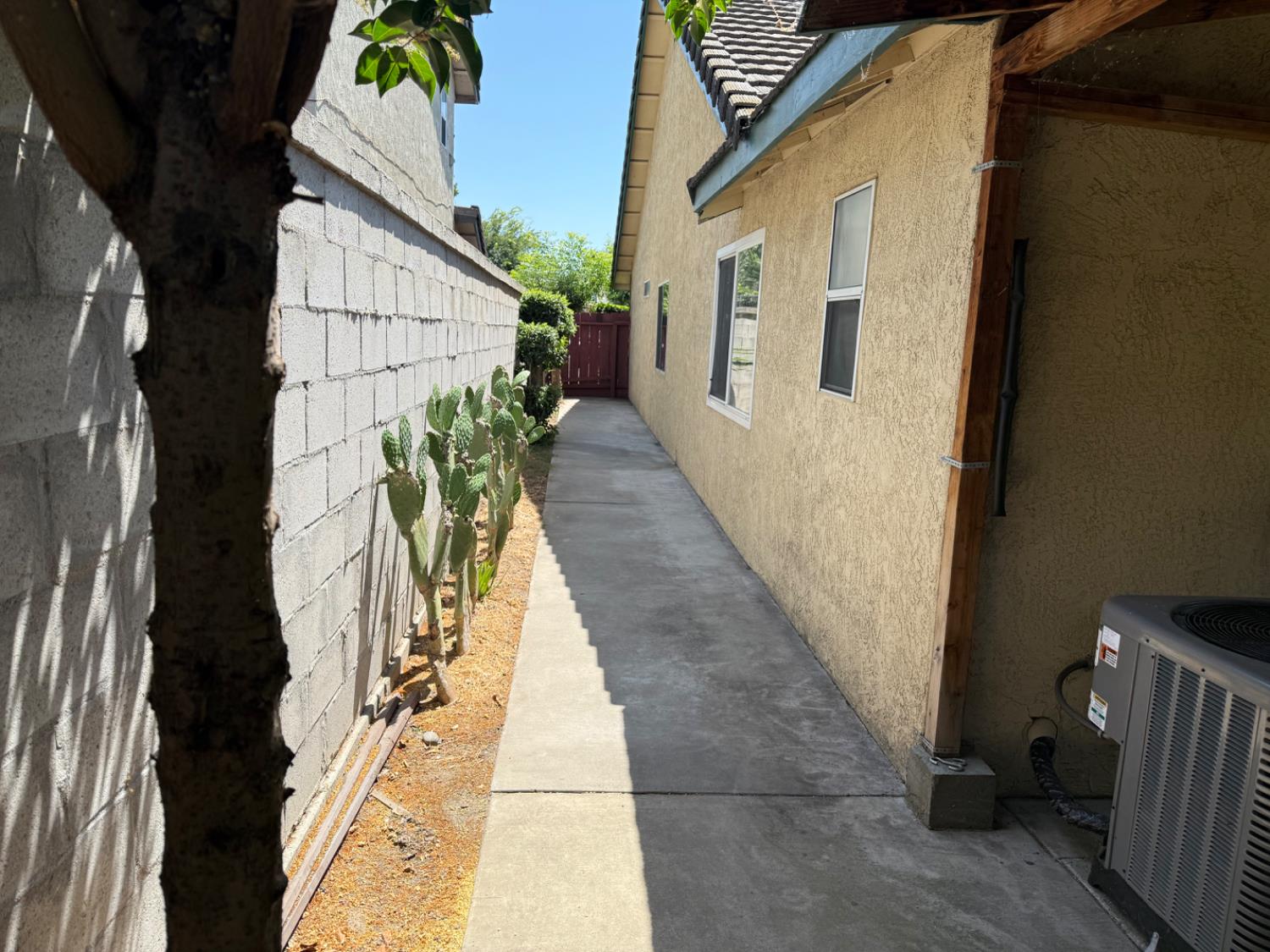 Detail Gallery Image 22 of 27 For 405 San Andreas Ct, Modesto,  CA 95354 - 3 Beds | 2 Baths