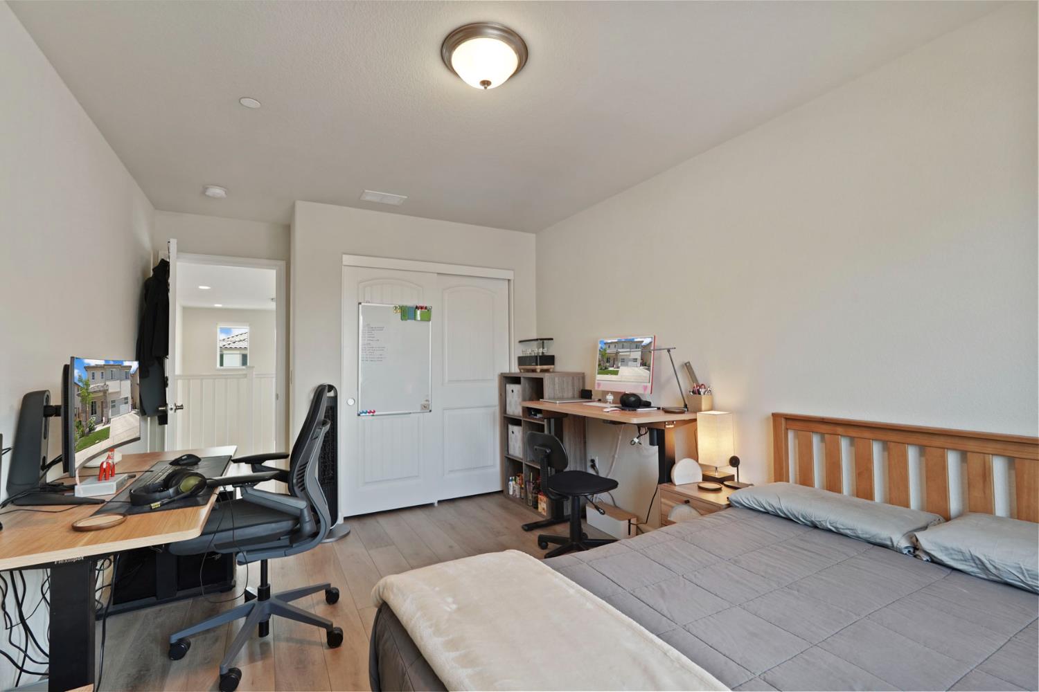 Detail Gallery Image 19 of 35 For 1517 Luminous St, Modesto,  CA 95356 - 4 Beds | 2/1 Baths