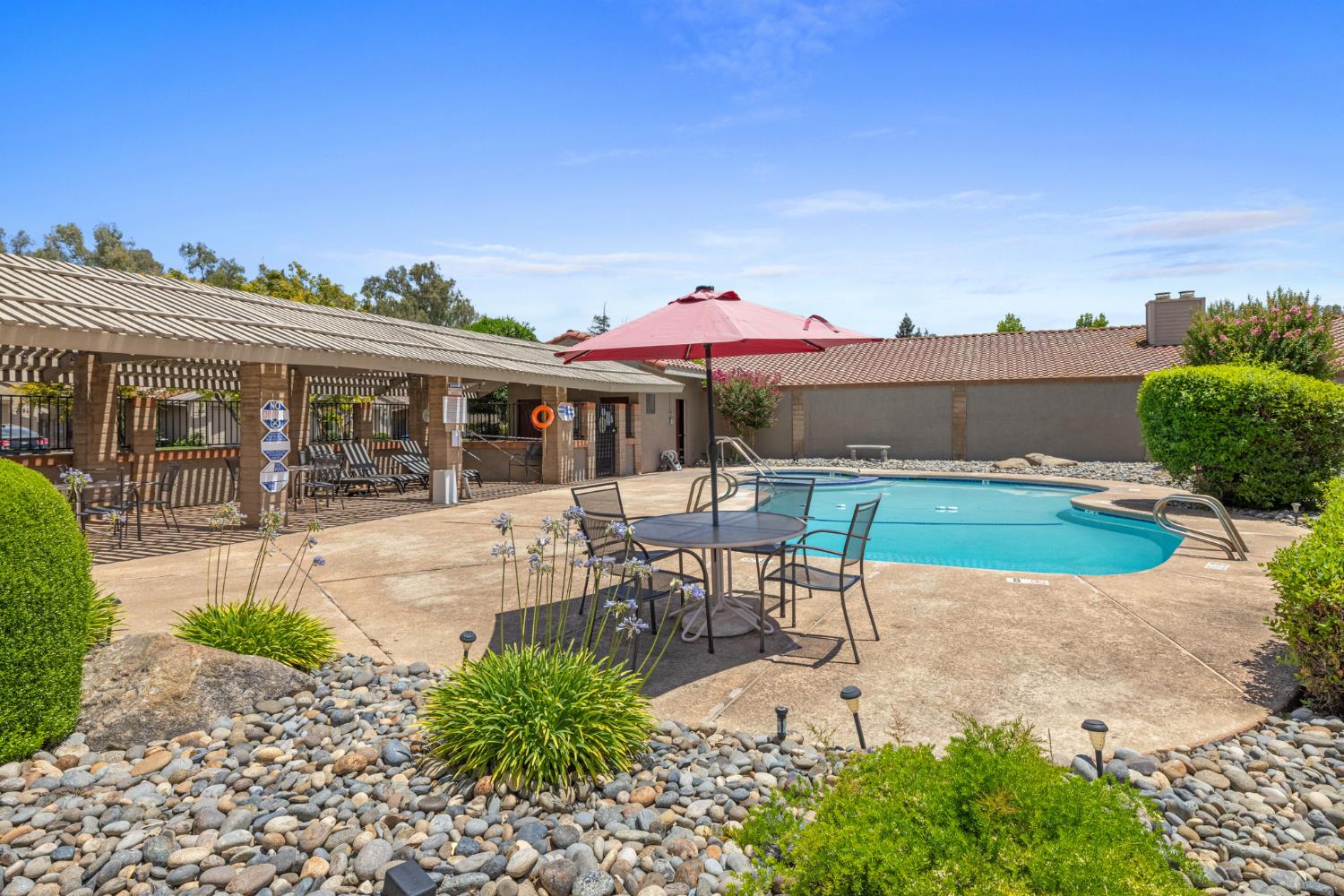 Detail Gallery Image 39 of 39 For 1347 Paseo Redondo Dr, Merced,  CA 95348 - 2 Beds | 2/1 Baths