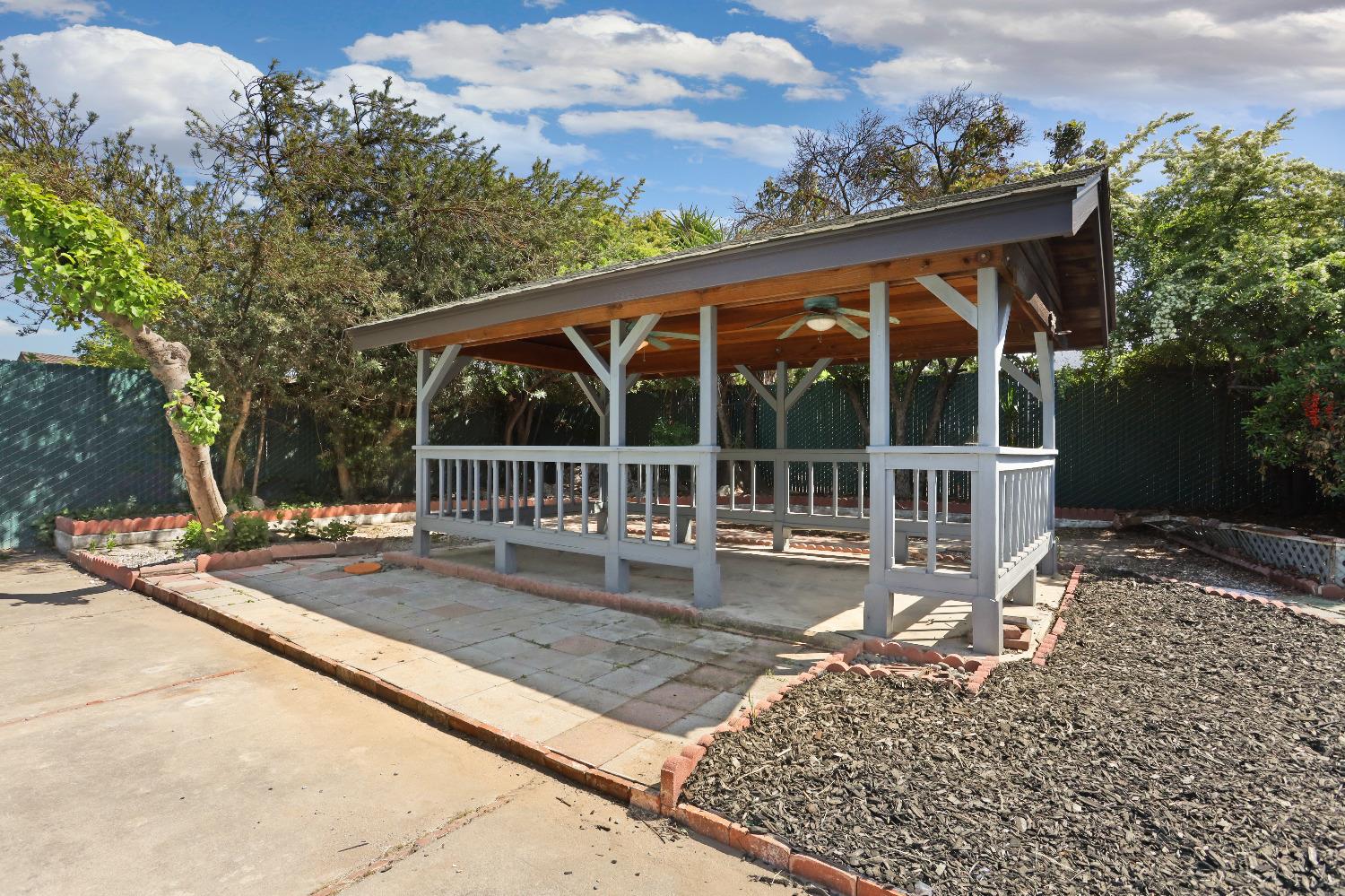 Detail Gallery Image 41 of 49 For 17830 S Austin Rd, Manteca,  CA 95336 - 3 Beds | 3 Baths