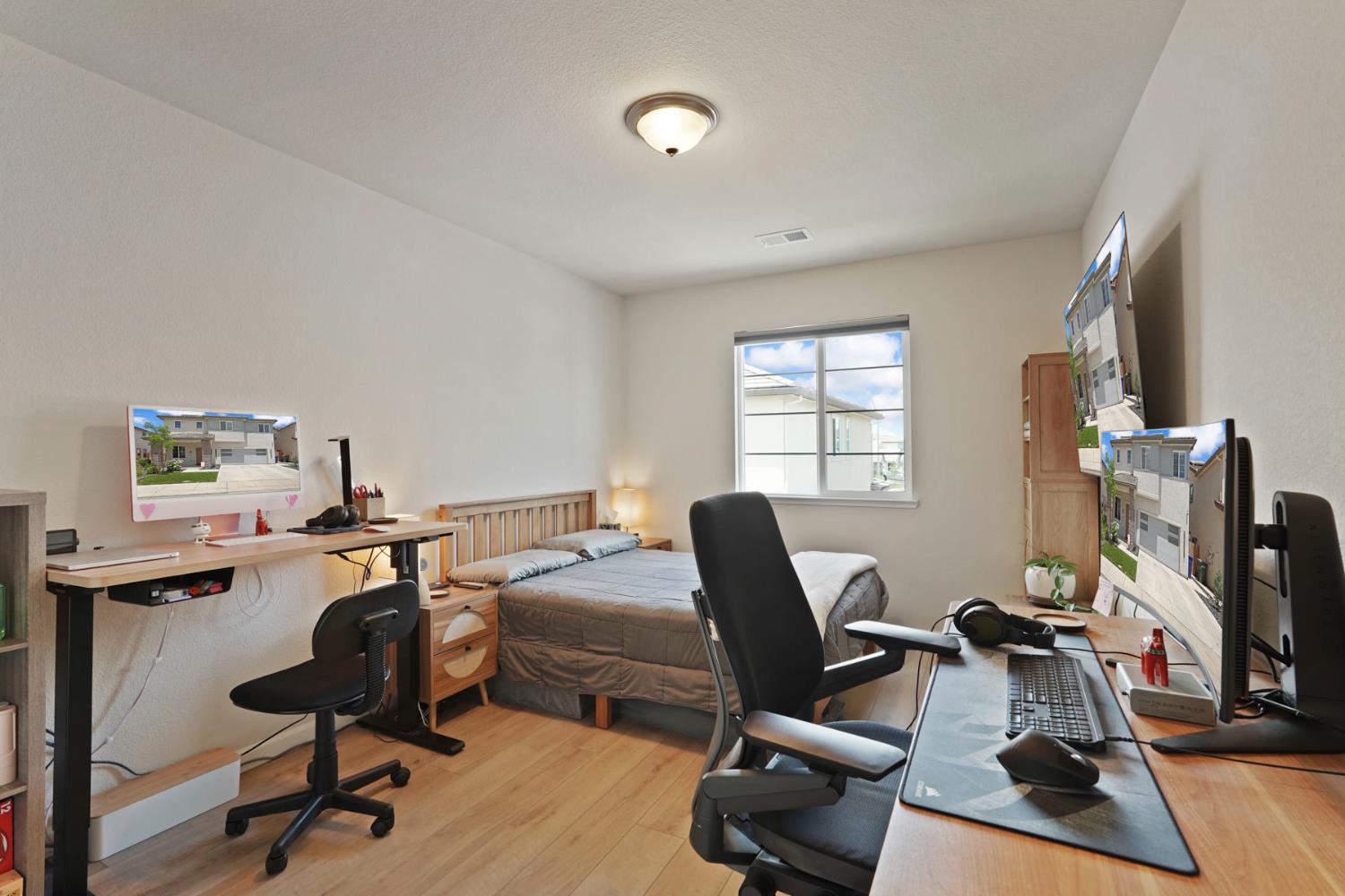 Detail Gallery Image 18 of 35 For 1517 Luminous St, Modesto,  CA 95356 - 4 Beds | 2/1 Baths