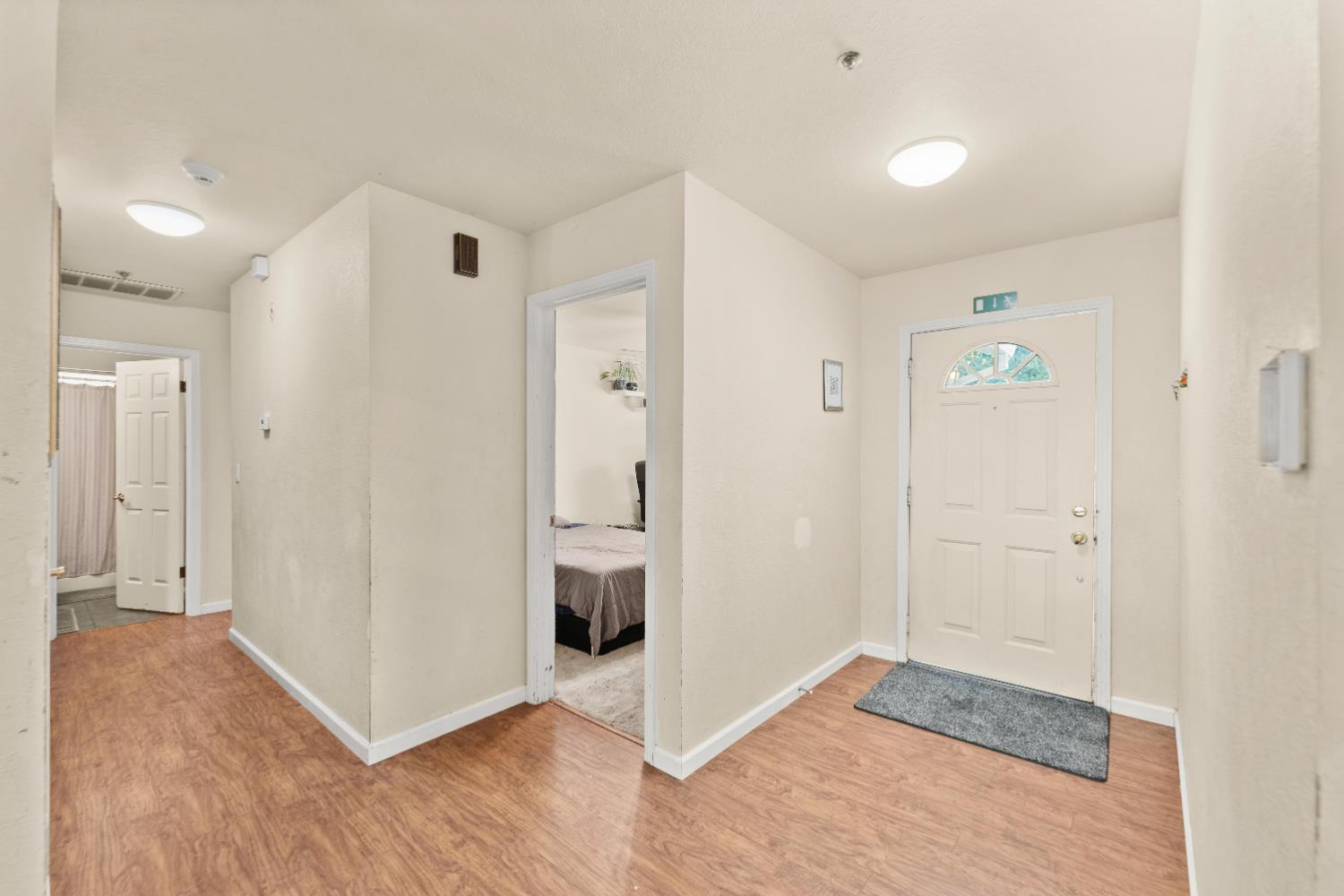 Detail Gallery Image 4 of 30 For 1563 Patwin Valley Dr, Woodland,  CA 95776 - 3 Beds | 2 Baths
