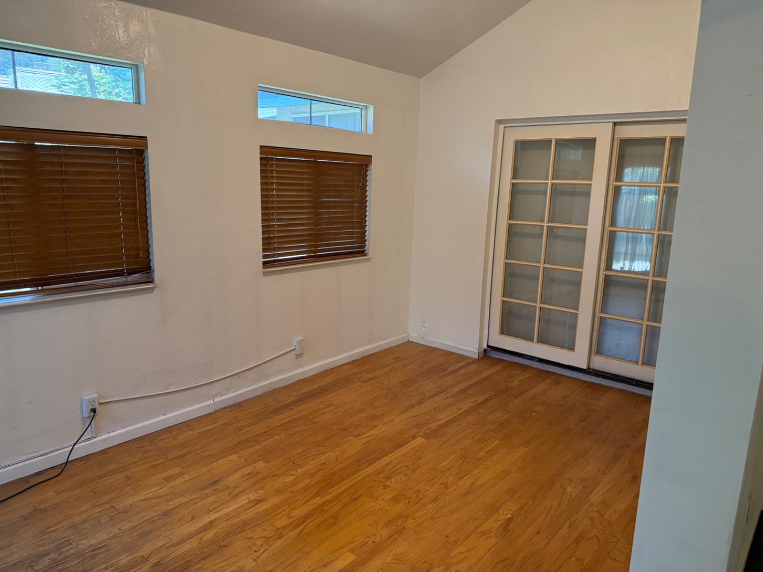 Detail Gallery Image 8 of 27 For 405 San Andreas Ct, Modesto,  CA 95354 - 3 Beds | 2 Baths