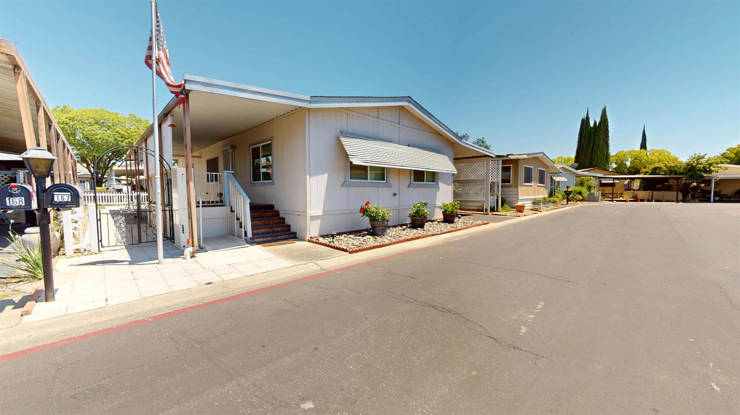 Detail Gallery Image 1 of 14 For 167 Clipper Ln, Modesto,  CA 95356 - 2 Beds | 2 Baths