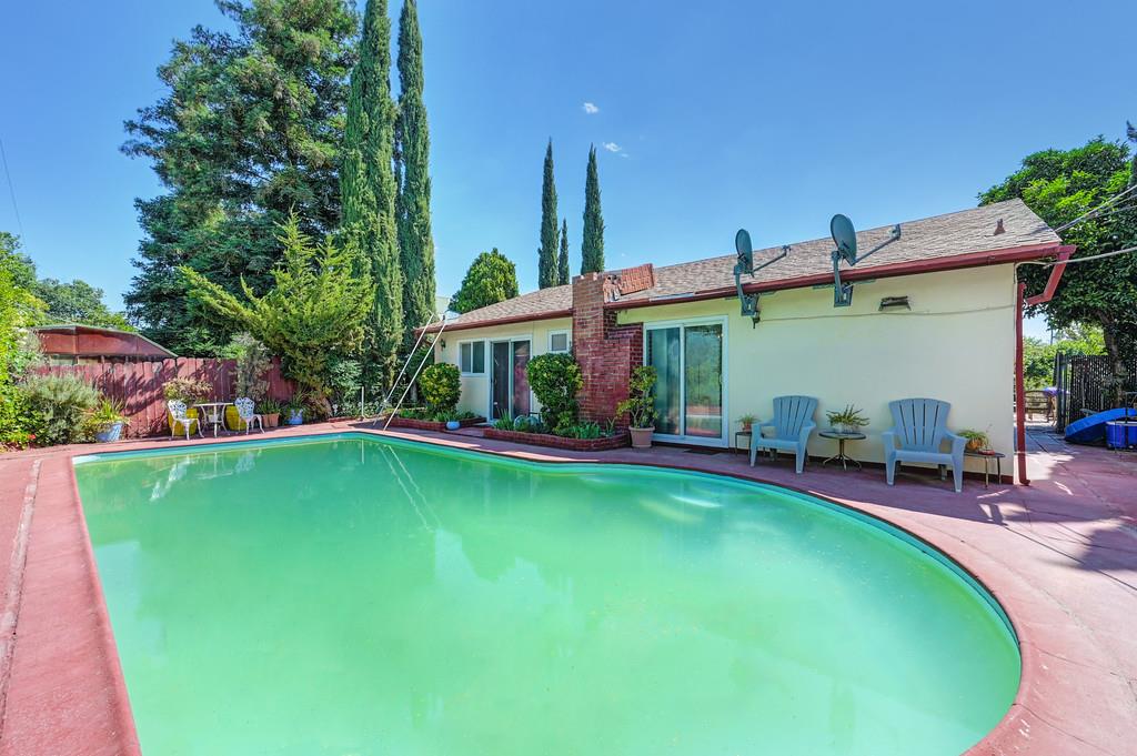 Detail Gallery Image 20 of 21 For 5433 Edgerly Way, Carmichael,  CA 95608 - 3 Beds | 2 Baths