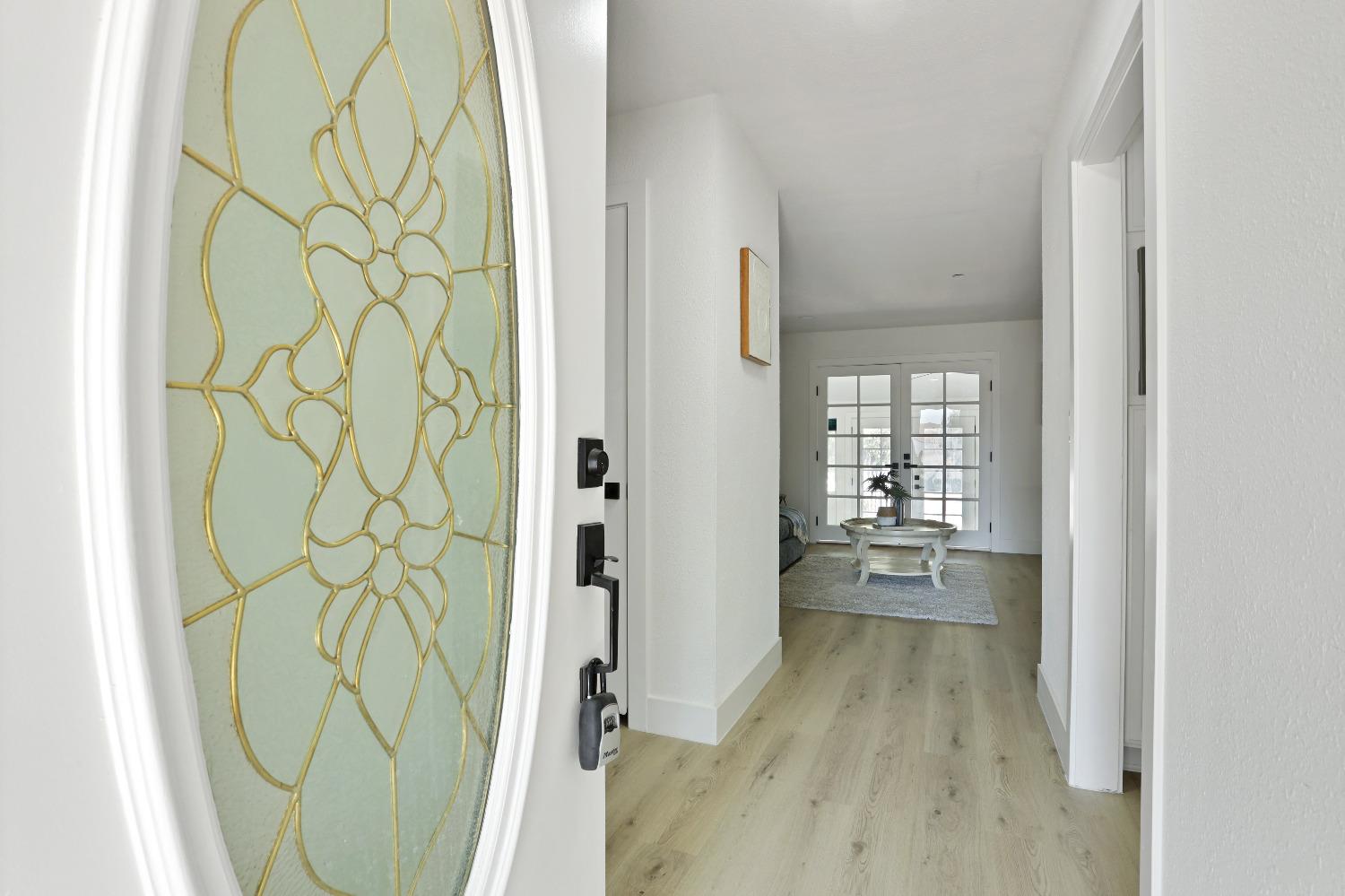 Detail Gallery Image 6 of 49 For 17830 S Austin Rd, Manteca,  CA 95336 - 3 Beds | 3 Baths