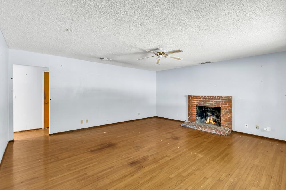 Detail Gallery Image 4 of 41 For 5548 Beauregard Way, Orangevale,  CA 95662 - 3 Beds | 2 Baths