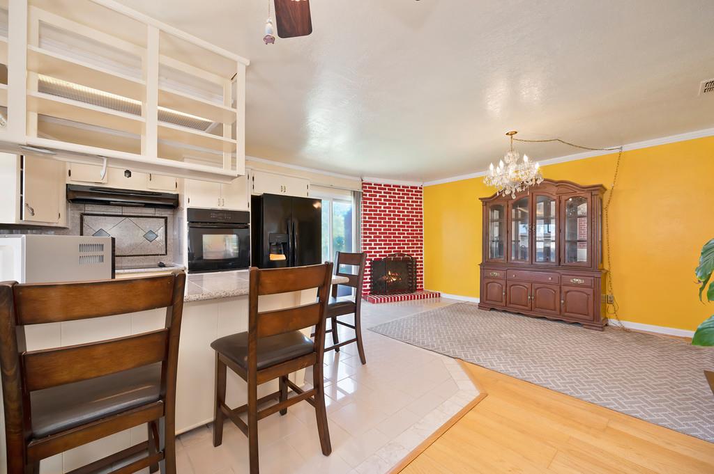 Detail Gallery Image 12 of 21 For 5433 Edgerly Way, Carmichael,  CA 95608 - 3 Beds | 2 Baths